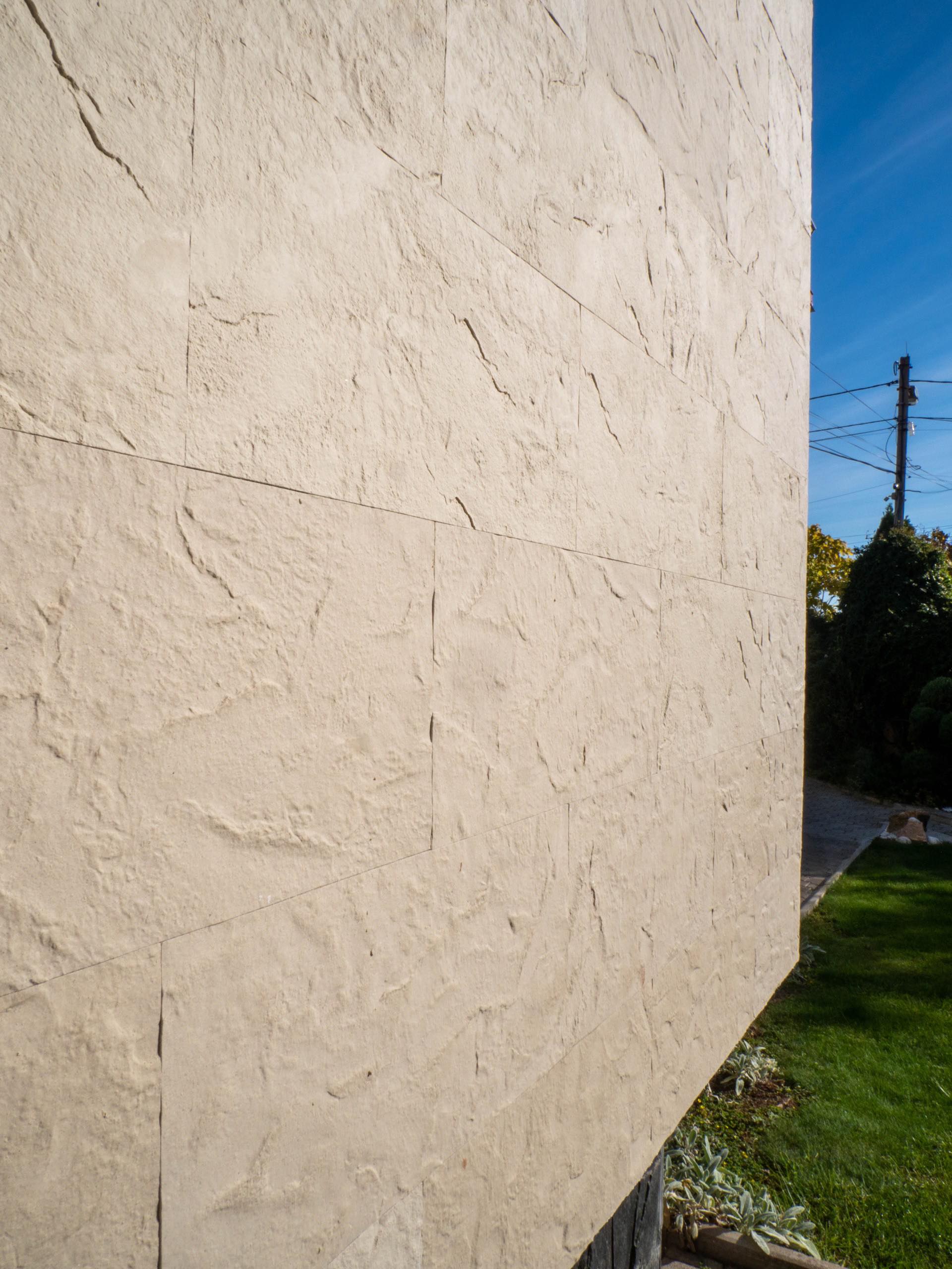 Flexible stone — private house in Telecentru — 18