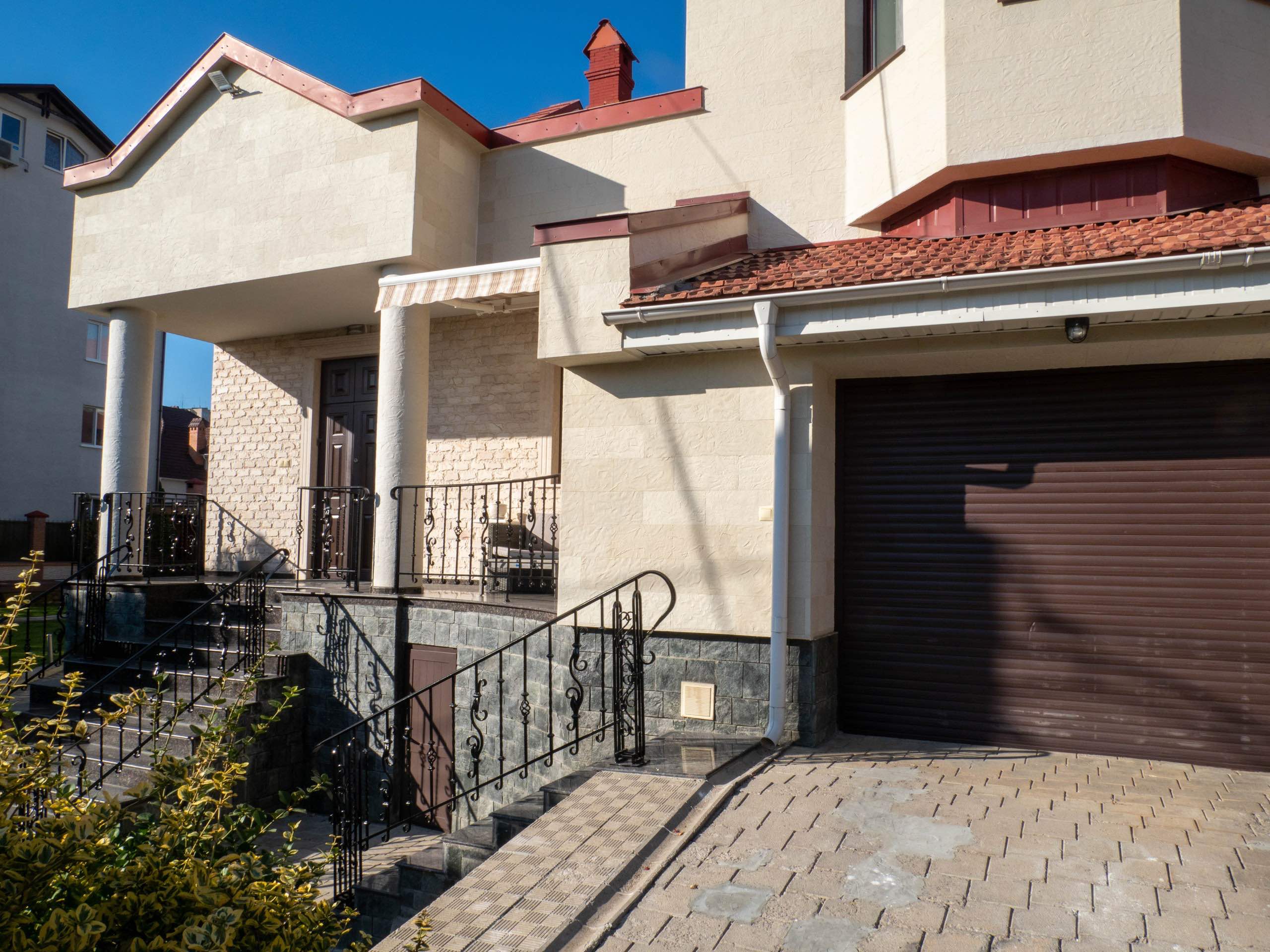 Flexible stone — private house in Telecentru — 51