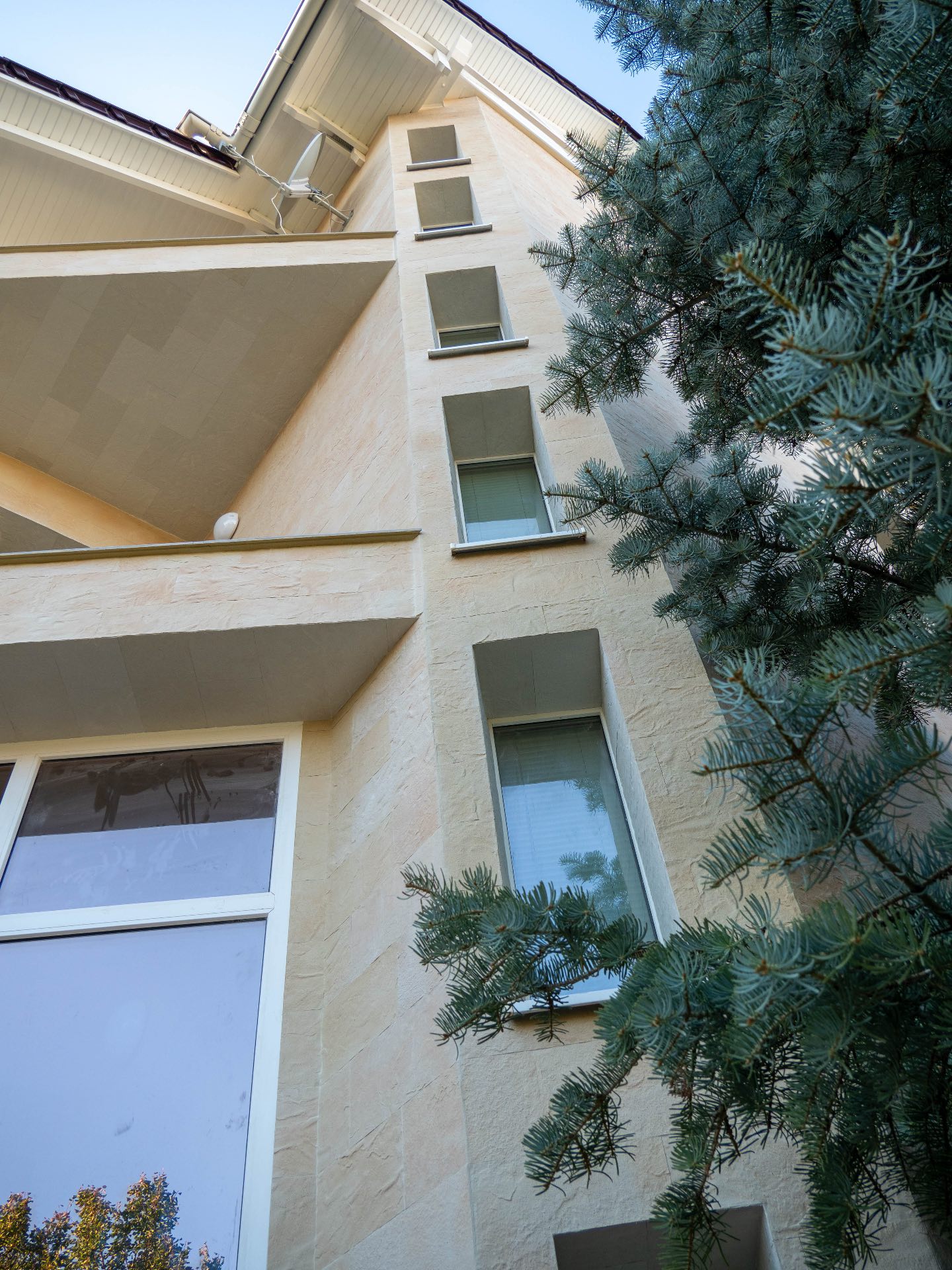Flexible facade panels Pletaflex — Telecentru — 21