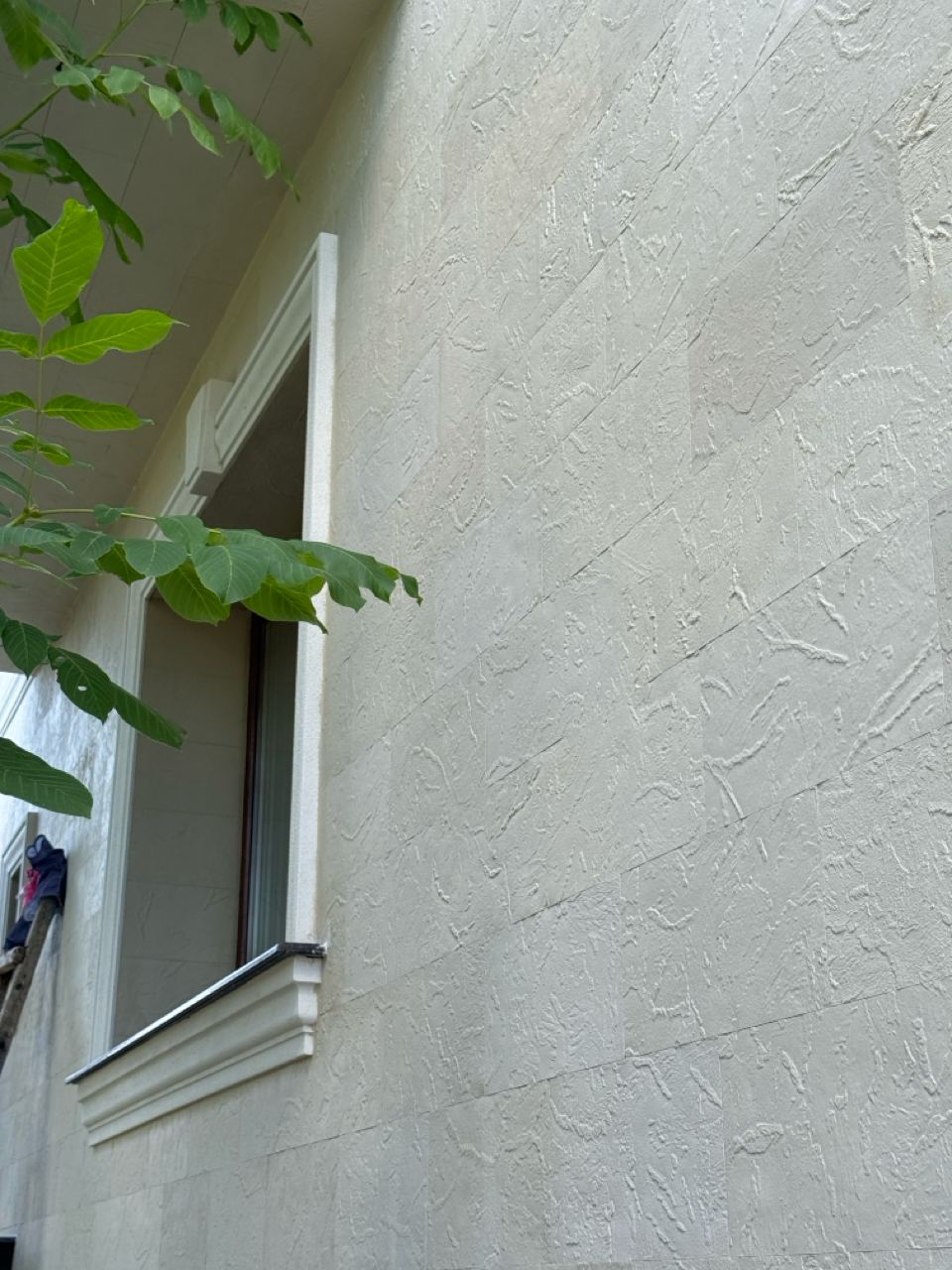 Pletaflex flexible facade cladding — house in Costești — 12