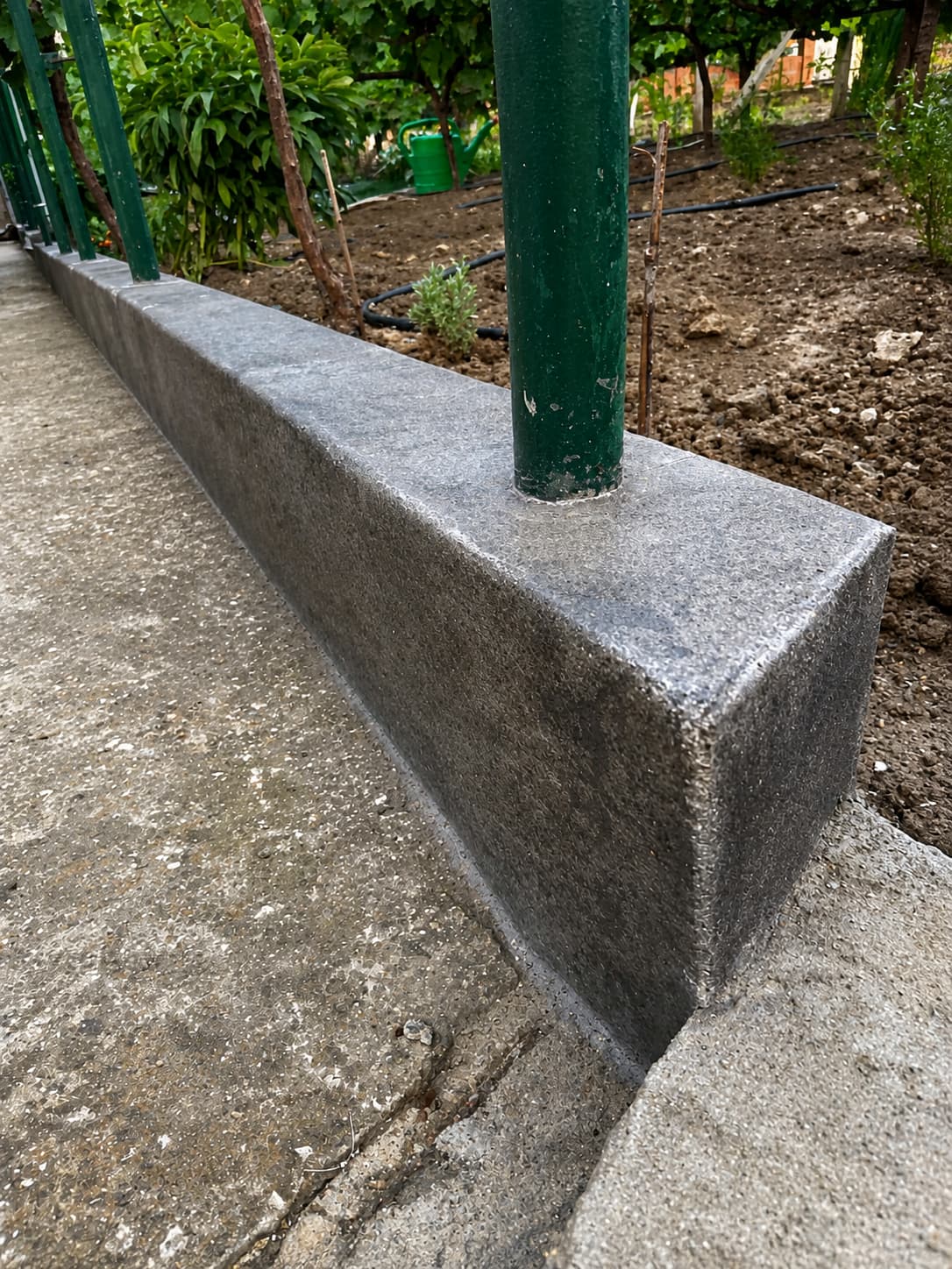 Flexible stone — house in Cimișlia — 5
