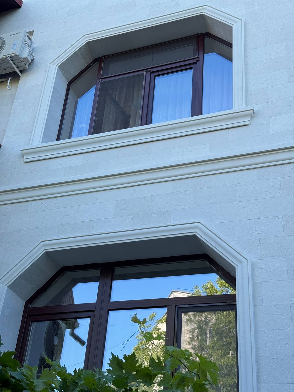 Flexible stone tiles for façades — house in Primaverii — 3