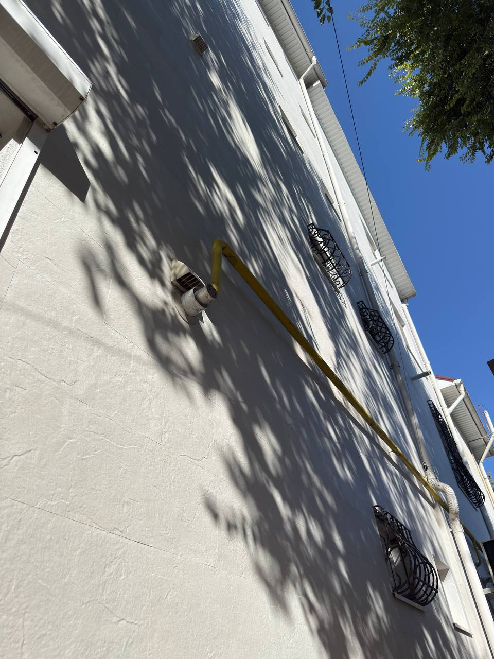Pletaflex flexible panels — five-storey building in Botanika — 8