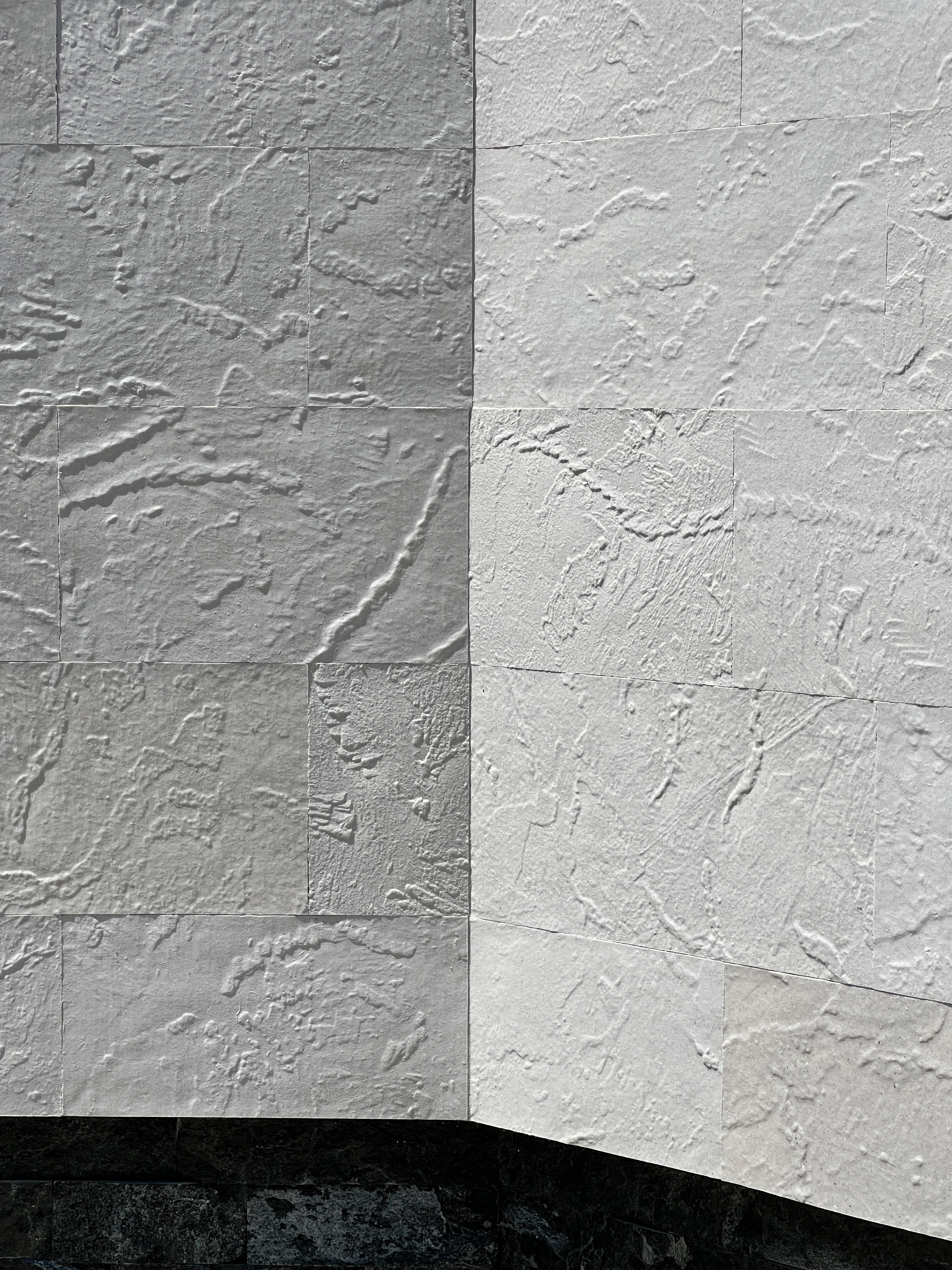 Flexible stone — the extended facade of a complex — 21