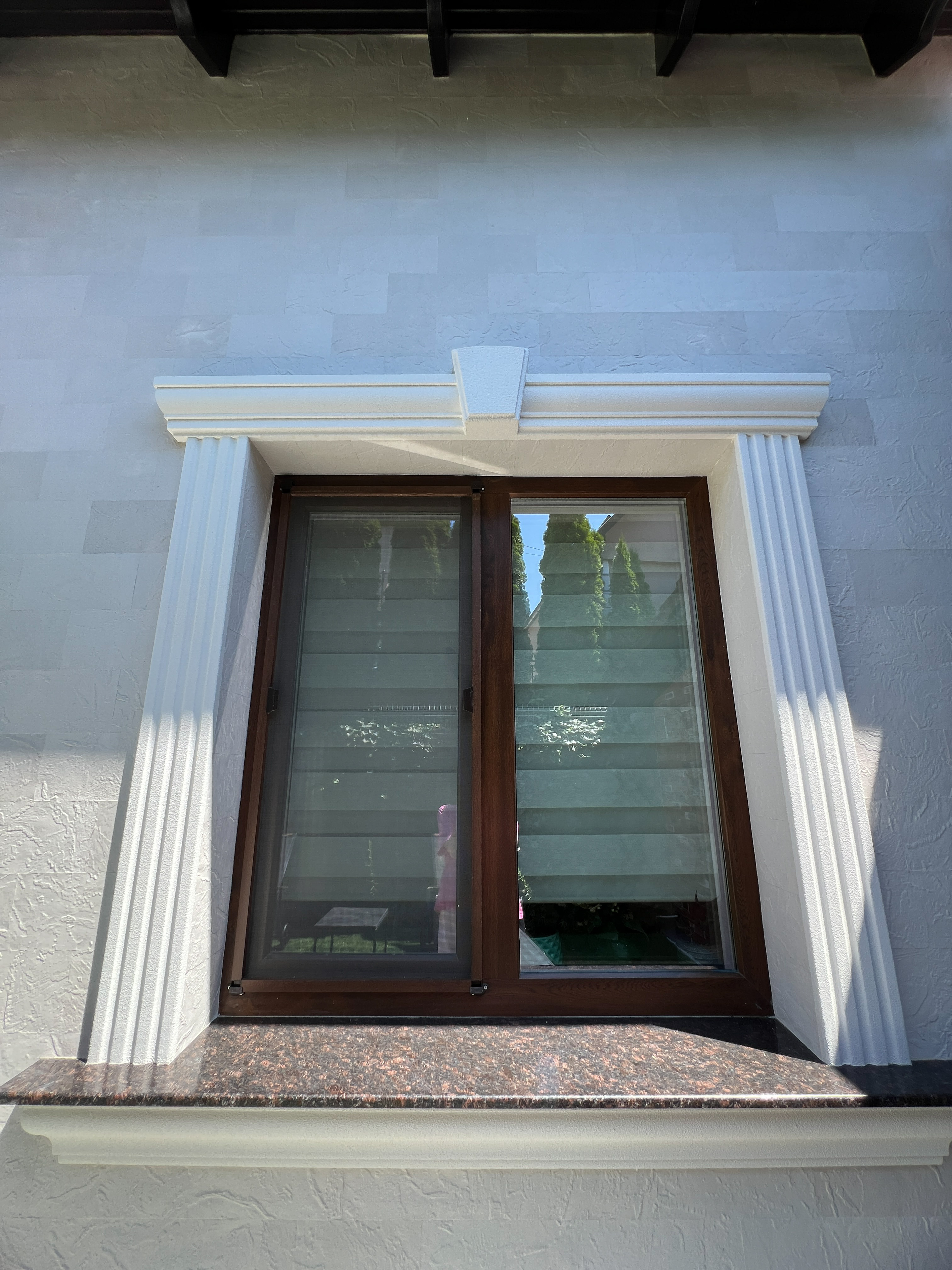 Flexible stone — the extended facade of a complex — 25