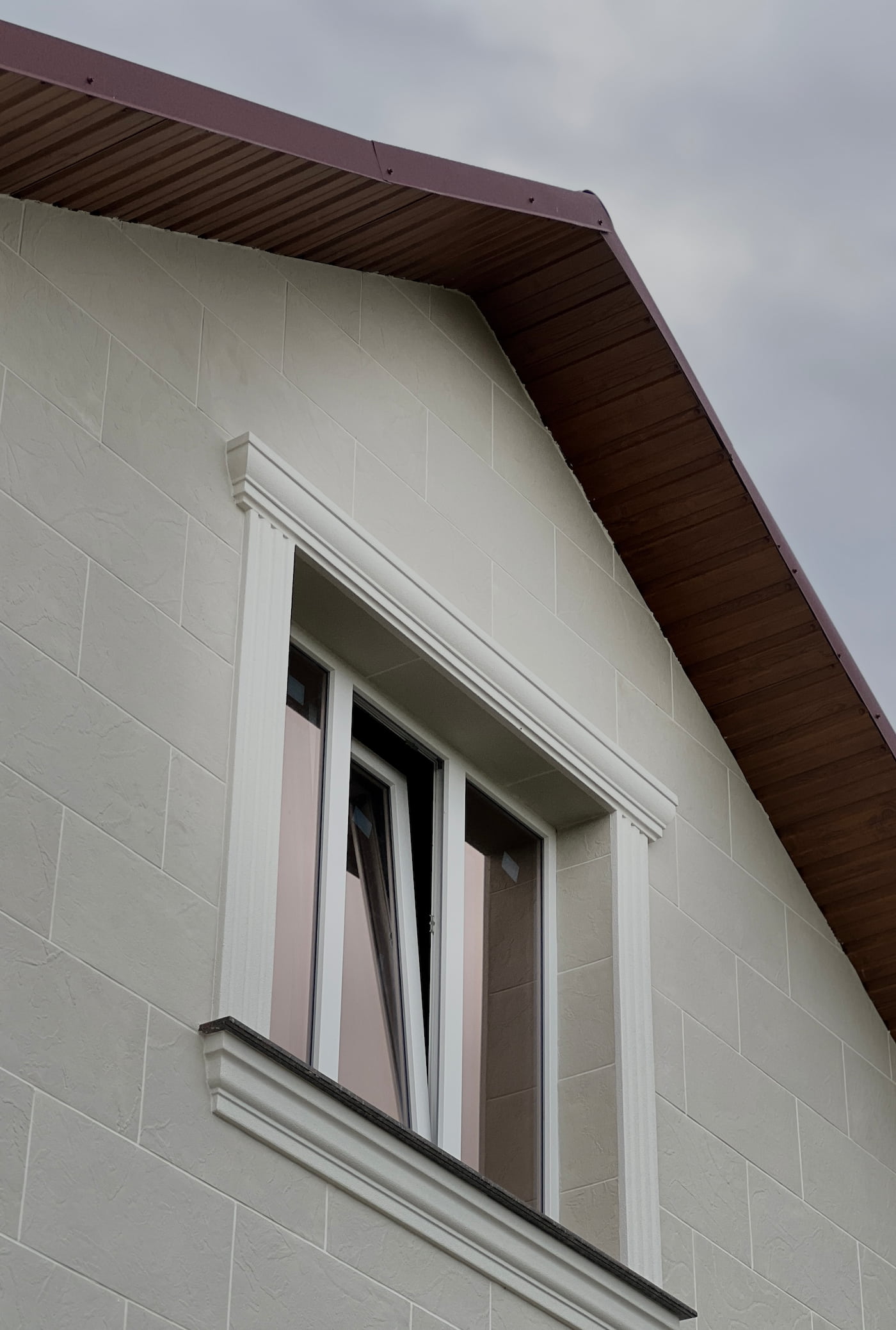 Pletaflex flexible tiles – private house in Vatra — 11