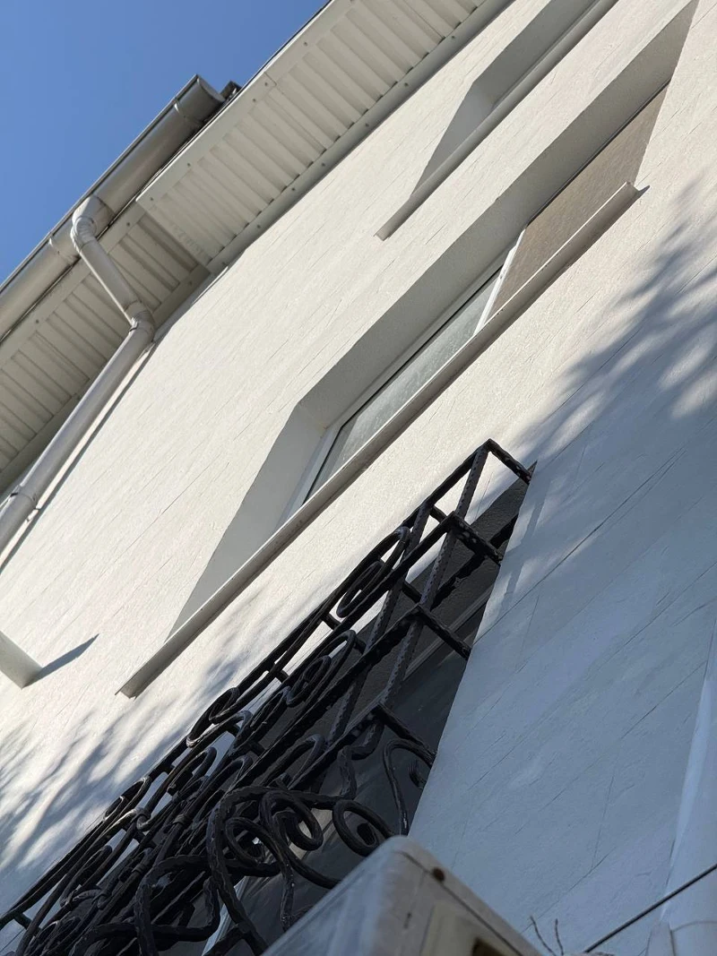 Pletaflex flexible panels — five-storey building in Botanika